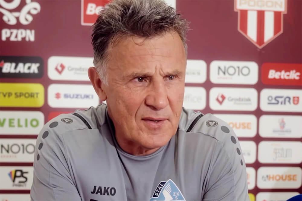 Trener Stali Rzeszów Marek Zub.