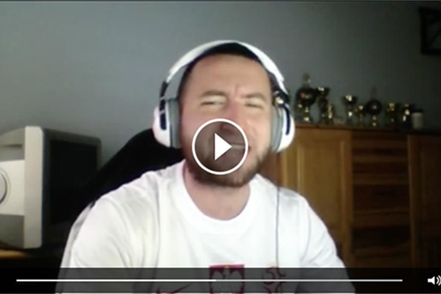 Wychowanek Stali Rzeszów Mateusz Jędryas także podjął wyzwanie. Na końcu tego newsa znajdziecie wideo z próbką jego umiejętności woklanych ;)