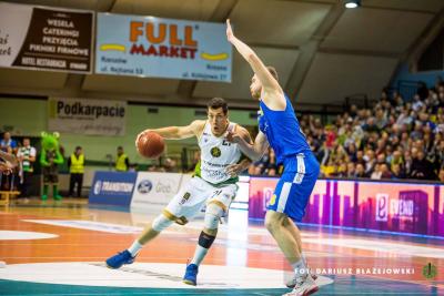 Miasto Szkła minimalnie gorsze od Wilków Morskich Szczecin