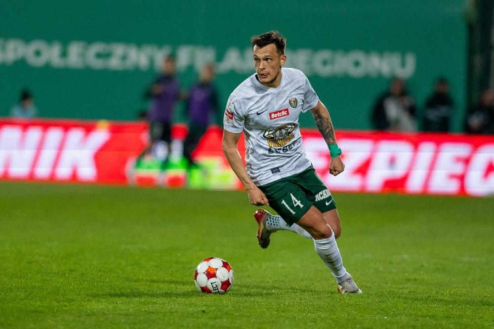 Michał Mokrzycki będzie musiał zrobić sobie przymusową przerwę od grania w piłkę (fot. Krystyna Pączkowska / slaskwroclaw.pl)