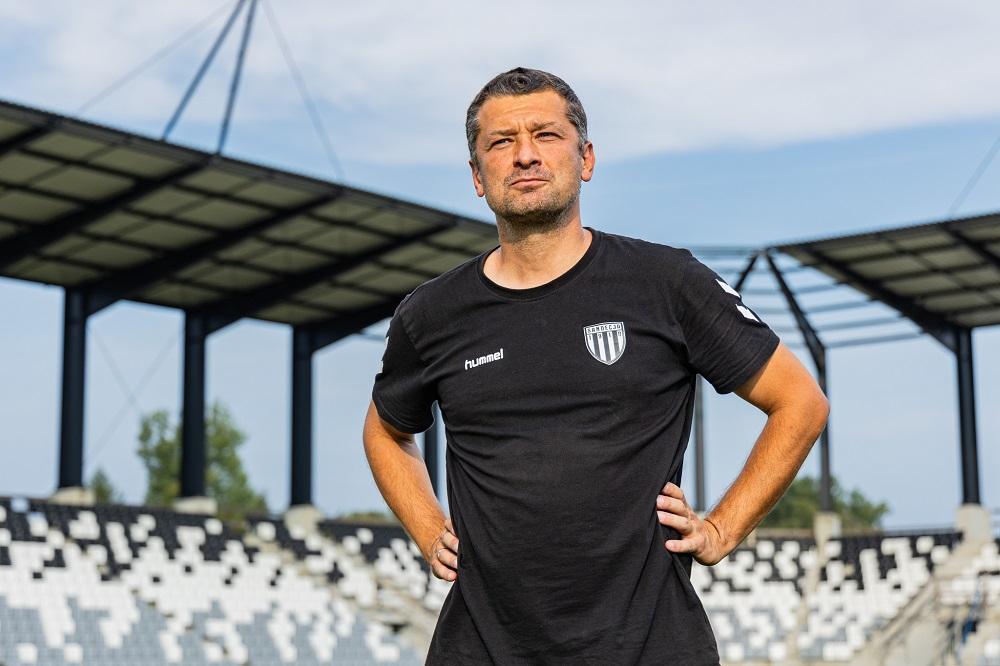 Łukasz Mierzejewski przebywa w szpitalu, klub milczy (fot. Sandecja Nowy Sącz)