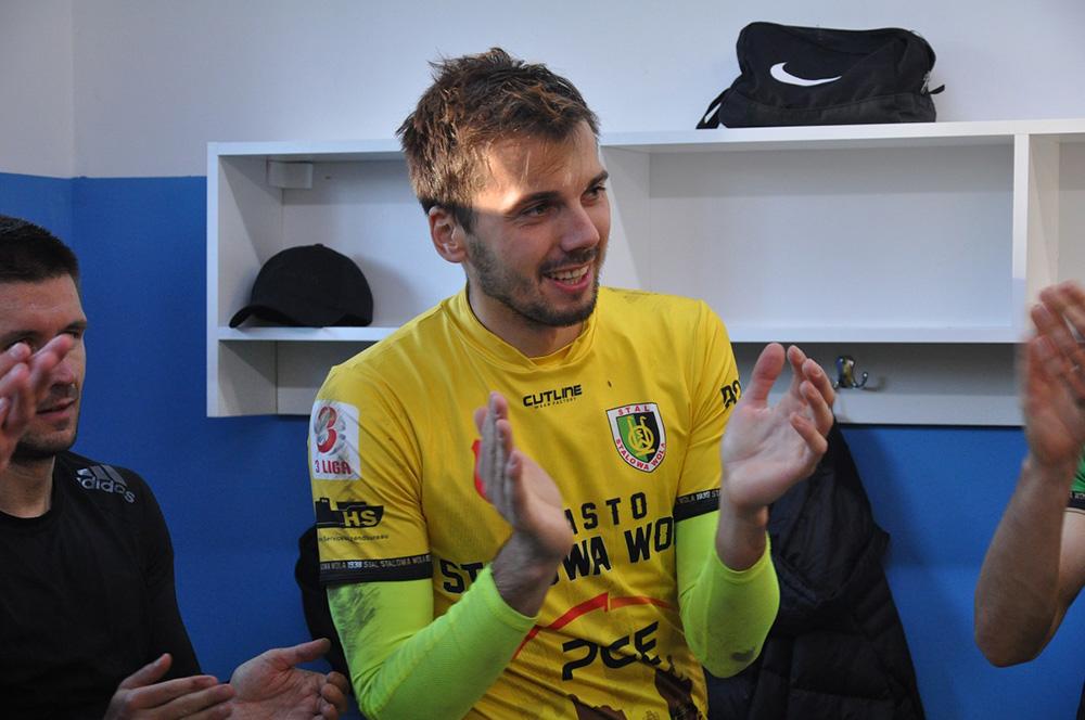 Mikołaj Smyłek ze Stali Stalowa Wola został przez Was wybrany najlepszym bramkarzem 3 ligi gr. IV (fot. stal1938.pl)