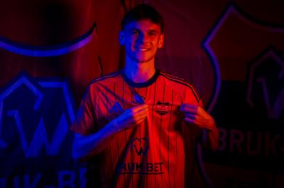 Bruk-Bet Termalica Nieciecza zaprezentował nowego gracza