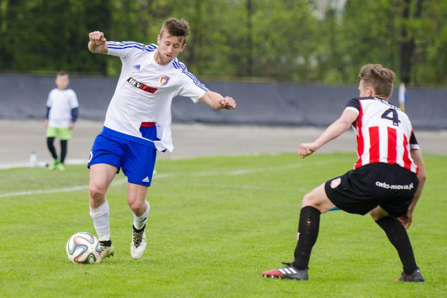 Przy piłce Mateusz Kantor