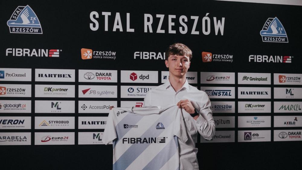 Jakub Szczypek został nowym zawodnikiem Stali Rzeszów (fot. Stal Rzeszów)