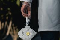 Nowa mutacja SARS-CoV-2 coraz silniej atakuje. Czy rząd Polski zareaguje?