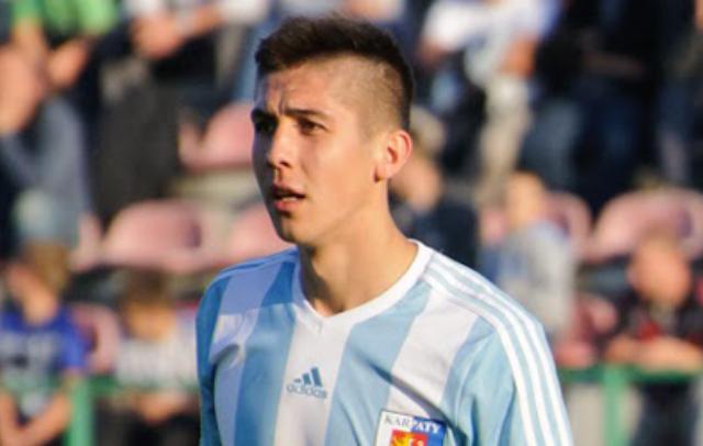 Paweł Jarząb podpisał nową roczną umowę z Karpatami Krosno (fot. karpatykrosno.net)