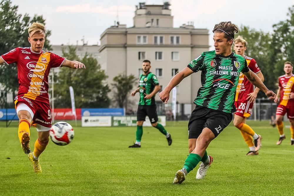 Stal Stalowa Wola zremisowała na wyjeździe z Chojniczanką Chojnice (fot. Radek Kuśmierz/archiwum)