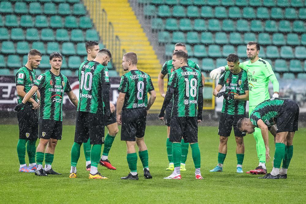 Kadra Stali Stalowa Wola na rundę wiosenną 2023/24 (fot. Radek Kuśmierz)