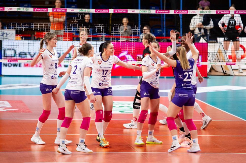 Transmisja meczu PGE Budowlani Łódź - Developres Rzeszów, 19.04.2026