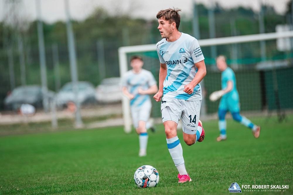 Piotr Buda karierę będzie kontynuował w Koronie Rzeszów! (fot. Robert Skalski)