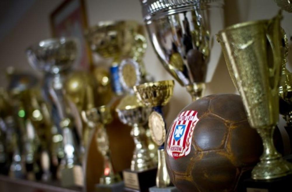 wspieram.to/RazemwCLJ