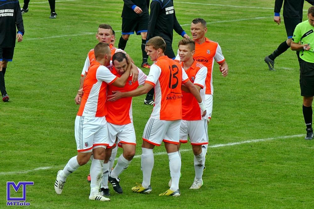 Piast wyszedł na prowadzenie, ale mecz zakończył się remisem (fot. Mieczysław Turczyn)