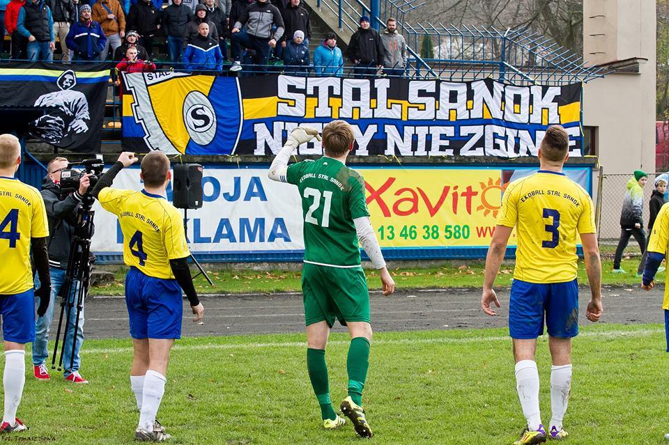 Gracze Stali Sanok utrzymali fotel lidera (fot. Tomasz Sowa). 