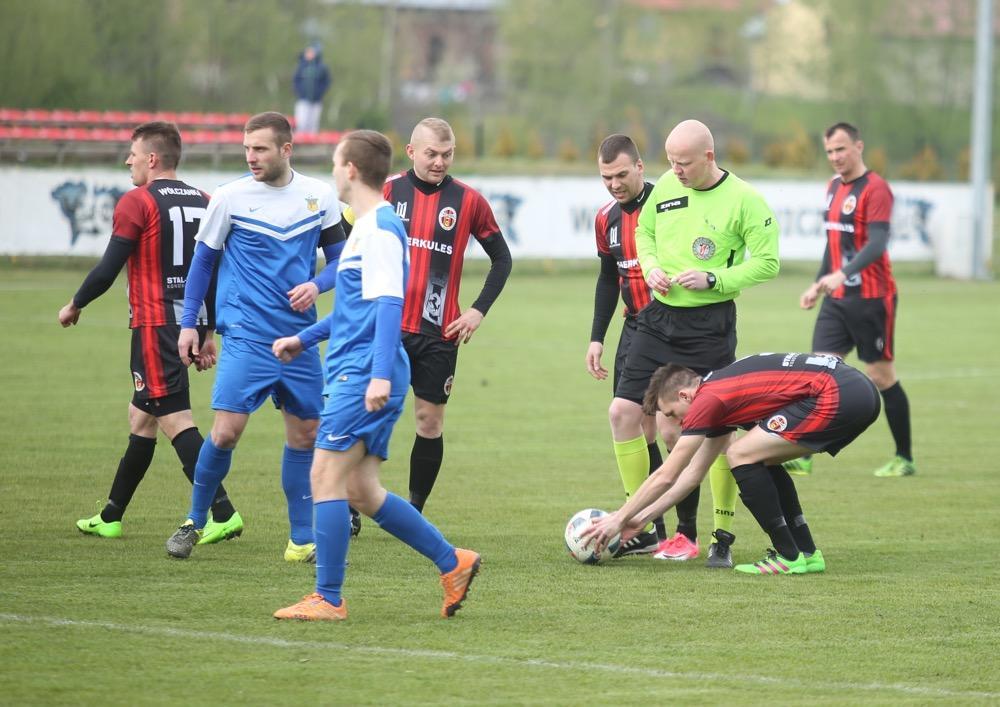 Zawodnicy Wólczanki przybliżyli się do awansu do 3 ligi (fot. Patryk Górecki) 