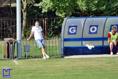 Trener Tomasz Kijowski ma przed sobą spokojne miesiące pracy w klubie z Pilzna (fot. Mieczysław Turczyn)