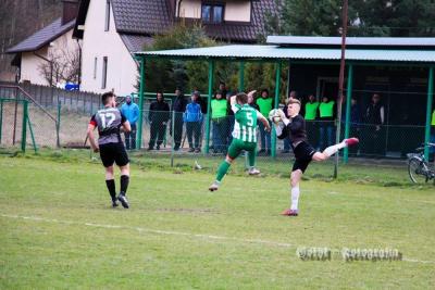 Bramkarz Wilgi Widełka - Rafał Ozimek - miał sporo pracy (fot. facebook.com/wisloka1908)