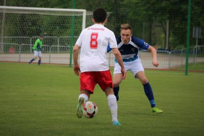 Błękitni Ropczyce wygrali z Orłem Przeworsk. Dwa gole Krzysztofa Orzecha