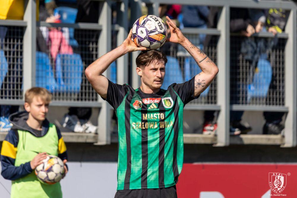 Bartłomiej Kukułowicz zostaje w Stali Stalowa Wola (fot. Daniel Tracz/ Stal Stalowa Wola)