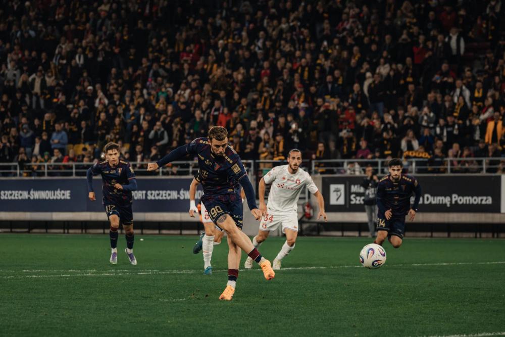 Pogoń Szczecin minimalnie lepsza od Cracovii (fot. Pogoń Szczecim/facebook)