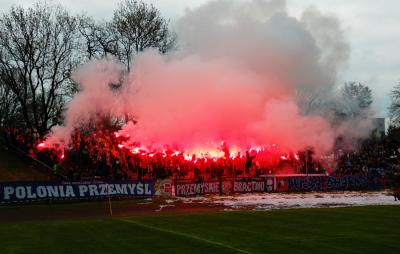 Kibice Polonii chcą wyremontować stadion. Ruszyła zbiórka pieniędzy