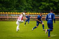 Polonia uniknęła kompromitacji i jest na szczycie tabeli. Ograli Czarnych