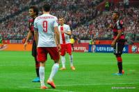 Robert Lewandowski odebrał trofeum na gali Złotej Piłki!