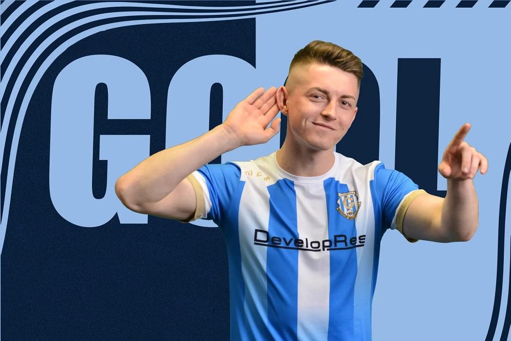 Przemek Pyrdek w meczu z Legionem Pilzno zdobył dwie bramki. (fot. Głogovia Głogów Małopolski)