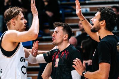 OPTeam Energia Polska Resovia pokonała Kotwicę Port Morski Kołobrzeg (fot. Resovia Rzeszów Koszykówka)