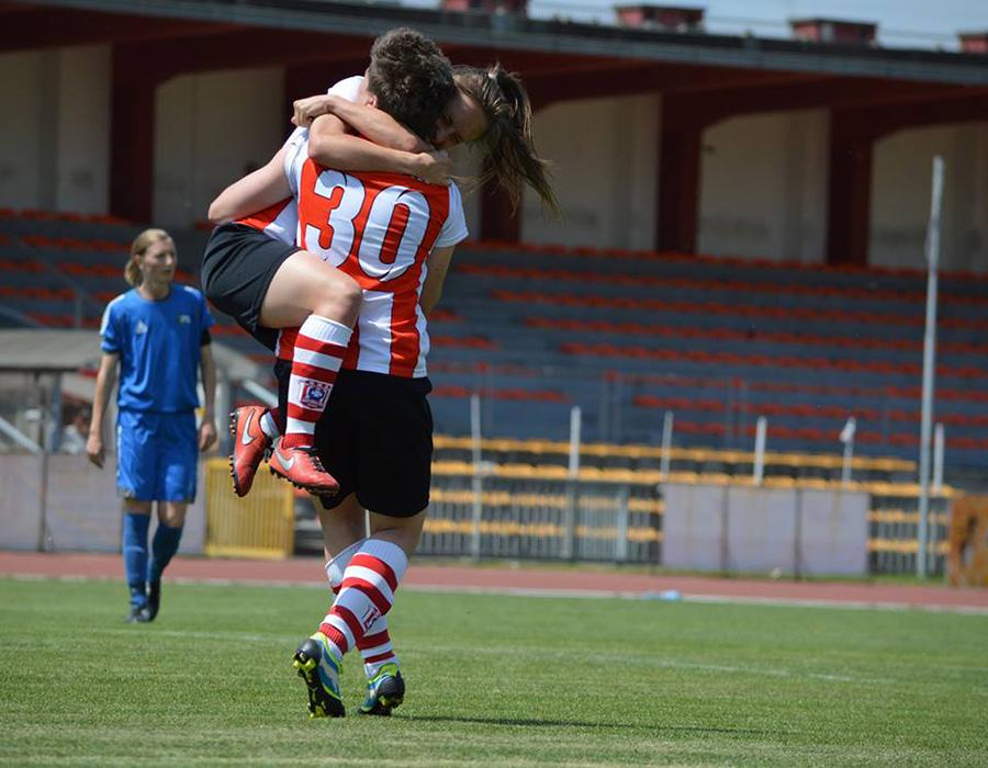 fot. facebook.com/Resovia.SekcjaKobiet