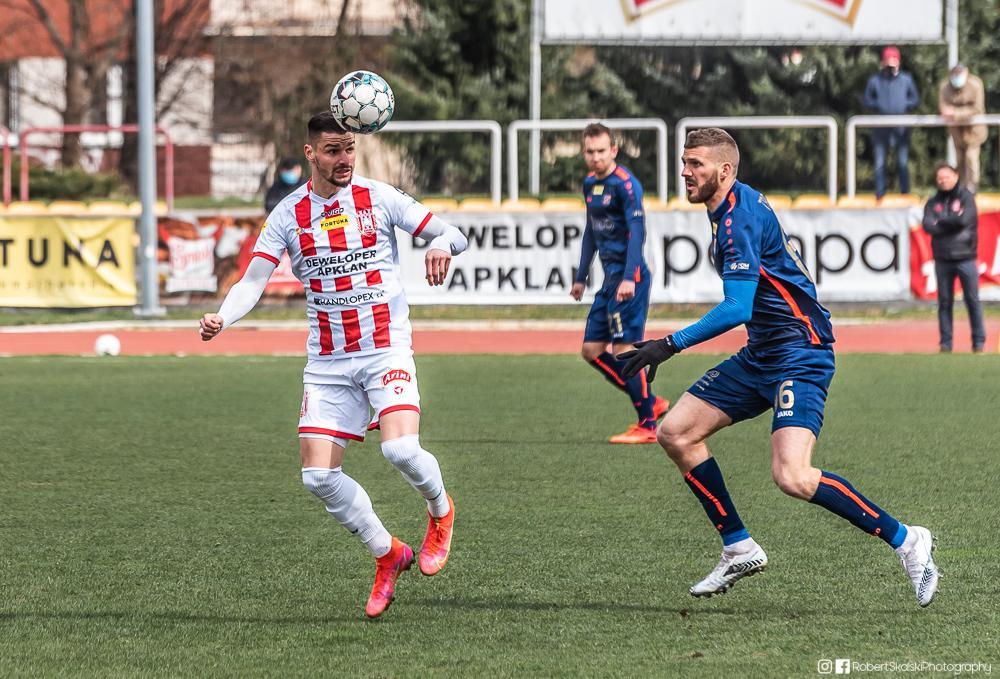 Jakub Wróbel (na zdjęciu, z lewej) zapewnił zwycięstwo Apklan Resovii (fot. Robert Skalski)