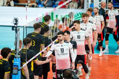 WIDEO: PGE GiEK Skra Bełchatów - Asseco Resovia Rzeszów 3-1 [SKRÓT MECZU]