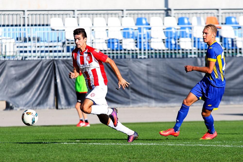 Resovia wygrała kolejny mecz w 2 lidze. Włączy się do walki o awans? (fot. Radosław Kuśmierz)