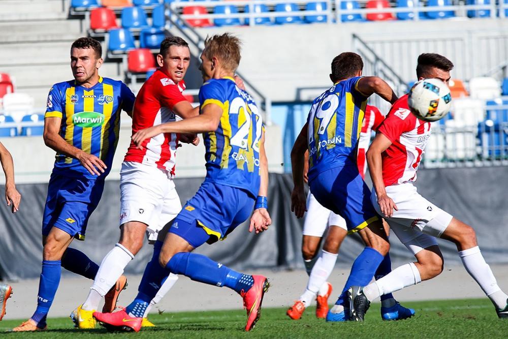 Czy Resovia znów wygra i przesunie się wyżej w tabeli? (fot. Radosław Kuśmierz)