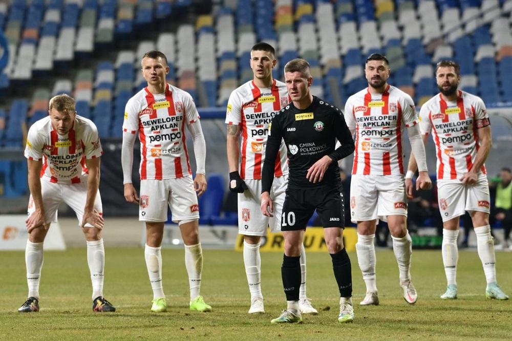 Nie dojdzie do skutku zaplanowany na niedzielę mecz pomiędzy Apklan Resovią a GKS-em Katowice. (fot. Resovia)