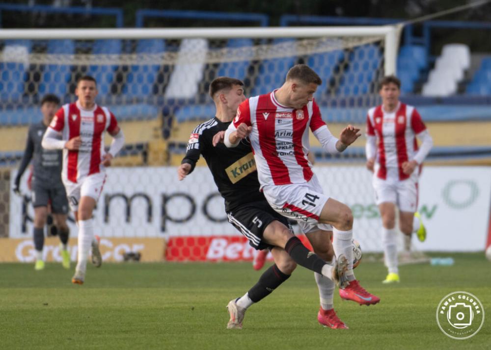 Rozpoczęła się sprzedaż karnetów oraz biletów na mcze Resovii w sezonie 2025/2026 (fot. Paweł Golonka / cwks-resovia.pl)