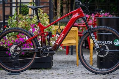 Jak wybrać idealny rower do zjazdów, enduro i elektrycznej jazdy w górach?