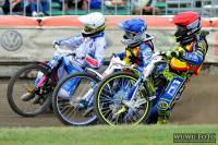 RzTŻ Rzeszów rozgromił Kolejarza Rawicz i wygrał za trzy punkty!