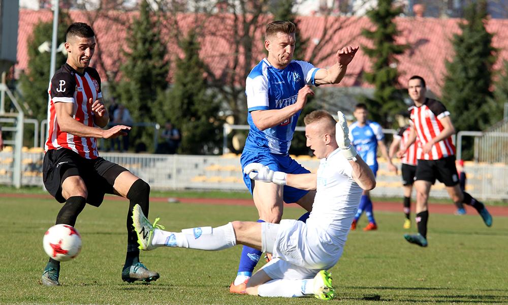 Sebastian Dziedzic (na zdjęciu z lewej) może zmienić Podhale Nowy Targ na Resovię.