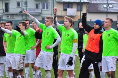 Stal Stalowa Wola przegrała u siebie z Polonią Warszawa