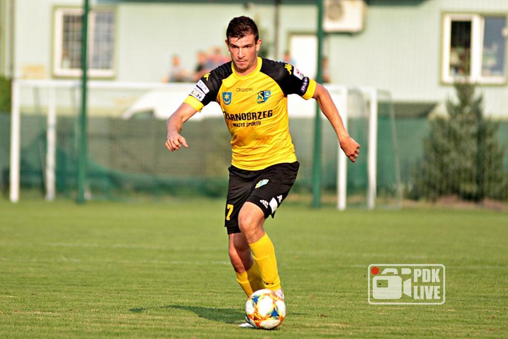 Siarka Tarnorbzeg zremisowała z Wisłoką Dębica 1-1. (fot. Radosław Kuśmierz)