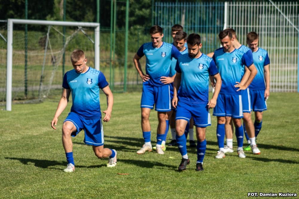 Piłkarze TEXOM Sokoła Sieniawa w meczu 34. kolejki 3 ligi gr. IV pokonali rezerwy Cracovii 2-1 (fot. Damian Kuziora)