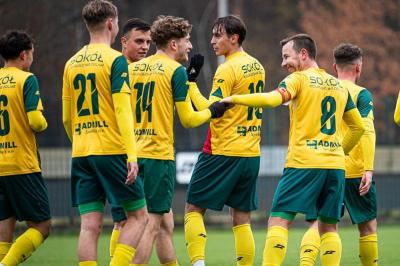 Lider tabeli nie zawiódł. Gole debiutantów