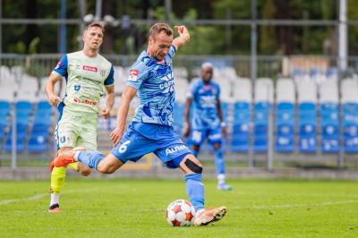 Hutnik Kraków przegrał czwarty mecz z rzędu (fot. Adrian Maraś/ Sandecja)