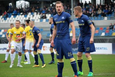 3 liga: Stal Rzeszów jedzie bronić lidera do Ostrowca, w niedzielę derby w Sieniawie [Zapowiedź 14. kolejki]