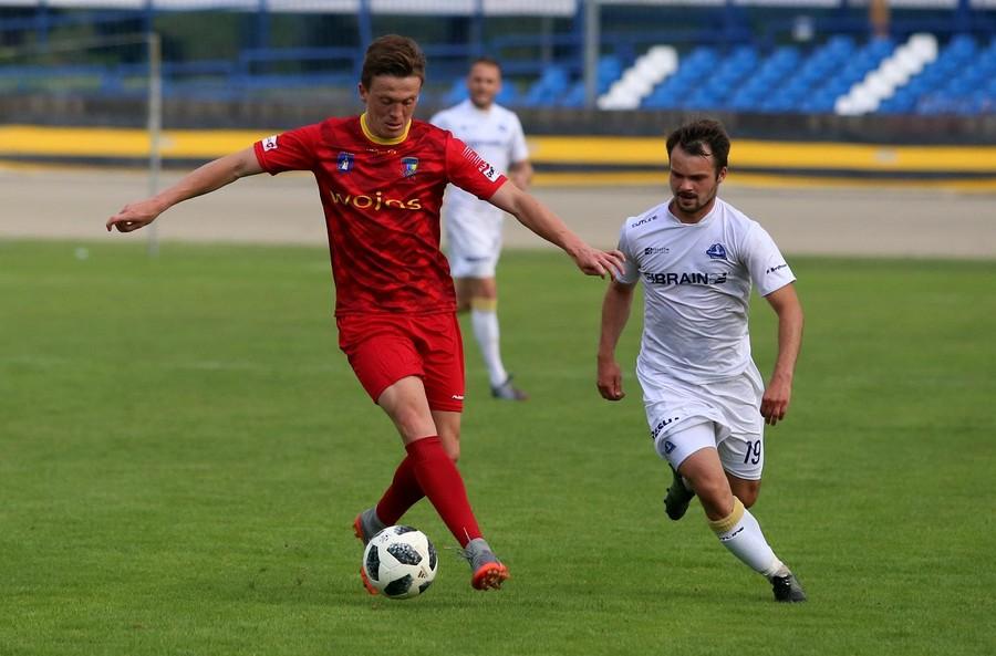 Stal Rzeszów w białych strojach (fot. stalrzeszow.pl)