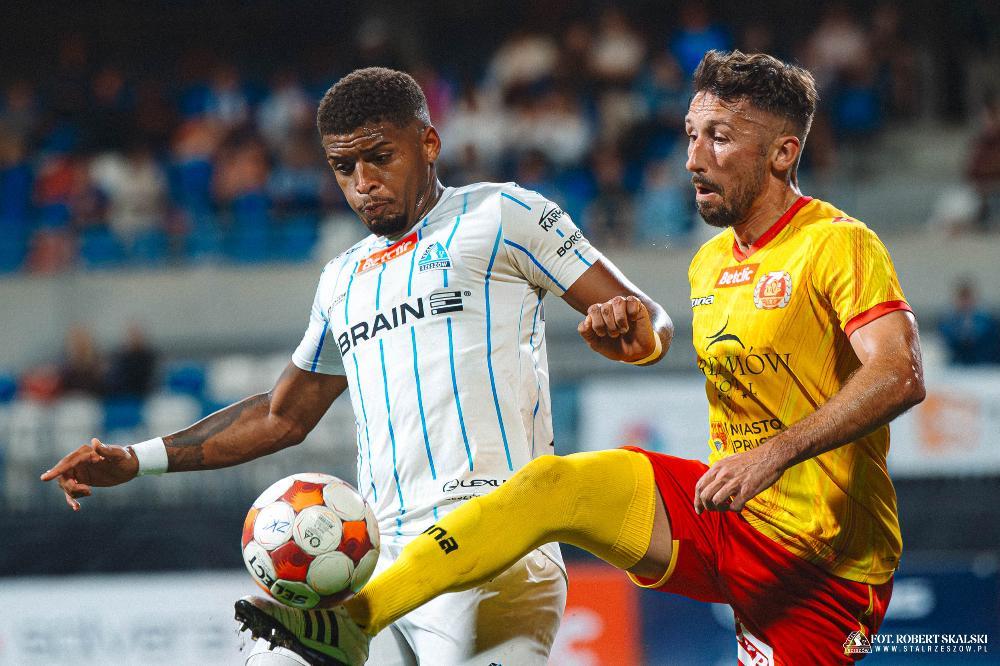 Transmisja meczu Znicz Pruszków - Stal Rzeszów, 20.03.2026 (fot. Robert Skalski / stalrzeszow.pl)