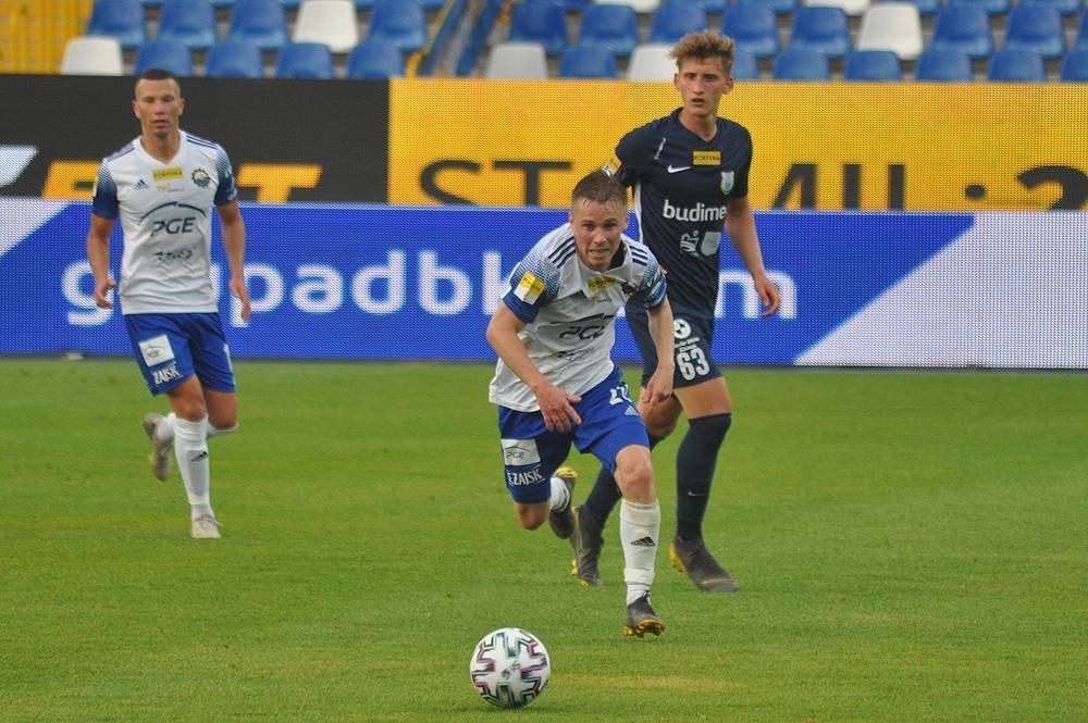 Czy Stal Mielec otrzyma licencję na grę w PKO Ekstraklasie? Dziś decyzja. (fot. Konrad Kwolek)