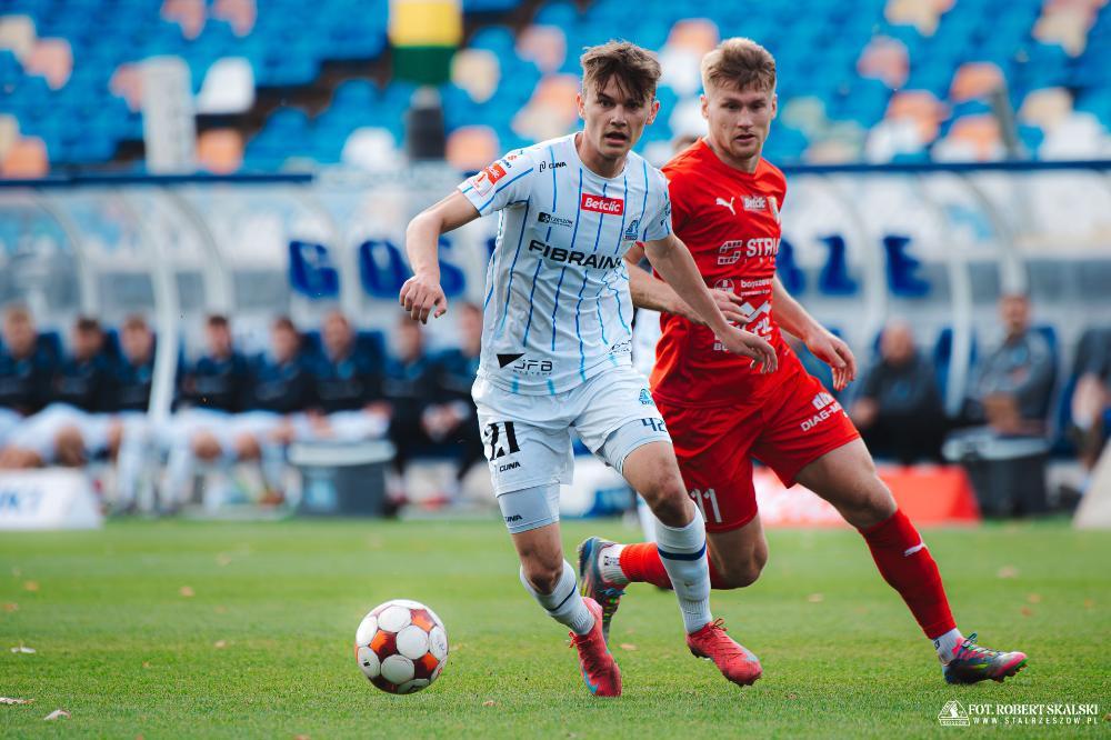 Szymon Kądziołka w kręgu zainteresowań Ruchu Chorzów (fot. Robert Skalski/ Stal Rzeszow)