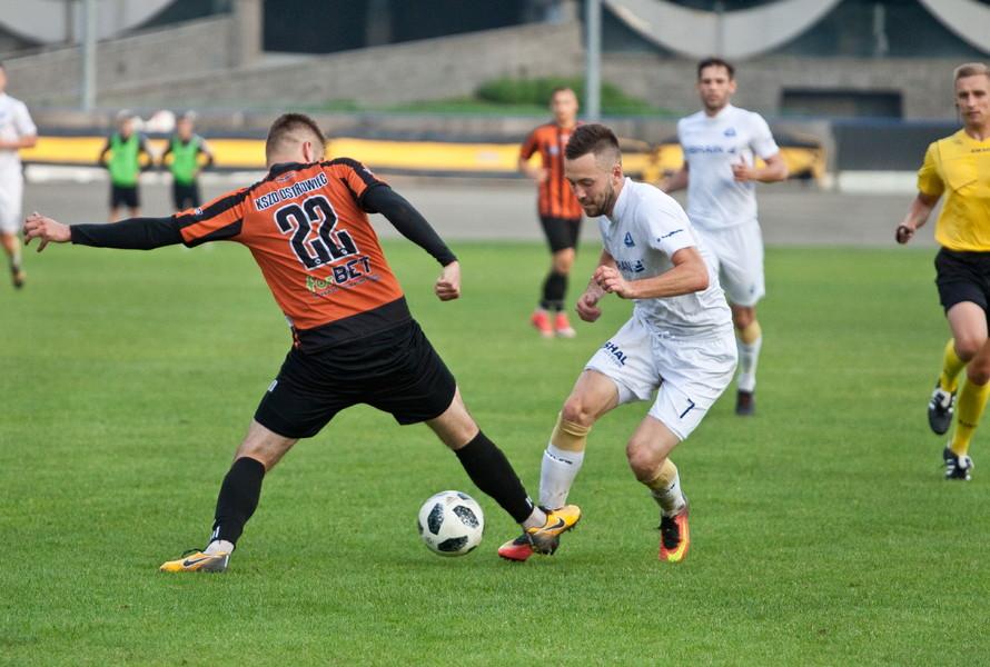 Czy Stal Rzeszów dopisze kolejne trzy oczka do tabeli 3 ligi gr. IV? (fot. Stal Rzeszów)